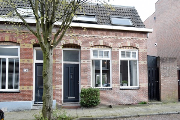 Emmastraat 72, Roosendaal